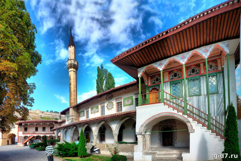 Экскурсия из Алупки: Бахчисарай, Ханский дворец, Чуфут-Кале