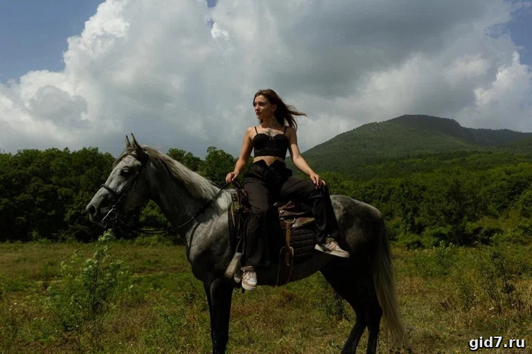 🐎 Конные прогулки в Ялте. Маршрут «3 озера»
