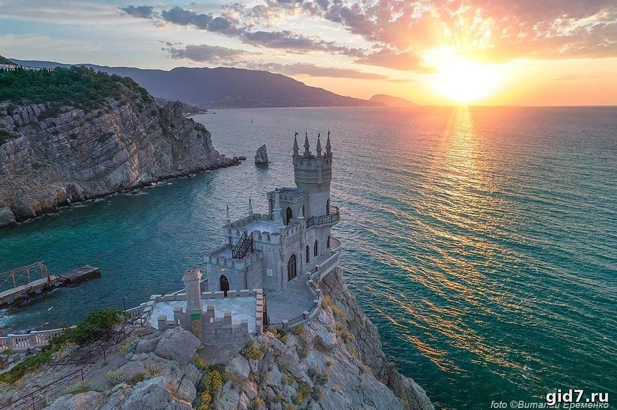 Тур из Ялты: 🏰 Топ-3 жемчужины ЮБК: 2 дворца + Ласточкино гнездо