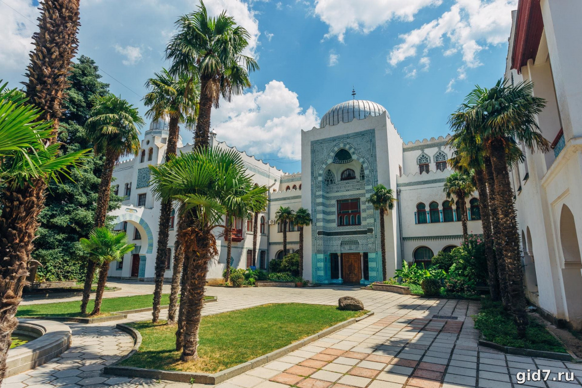 🏰 Экскурсия «Дворцы Мисхора» из Курпаты