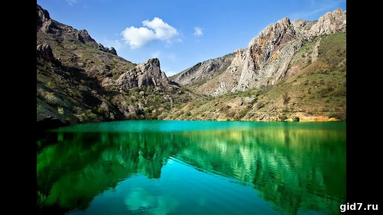 Зеленогорье в Крыму: база отдыха или дикарем?