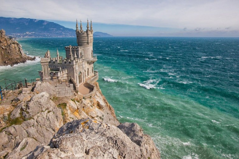 Расстояние от Алушты до древнего Херсонеса в 2026 году: маршруты и советы