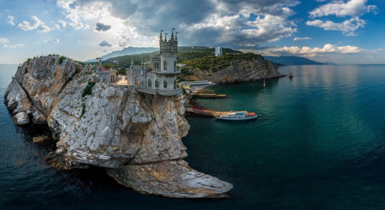 Экскурсии на Ай-Петри из Алупки в 2026: цены и маршруты