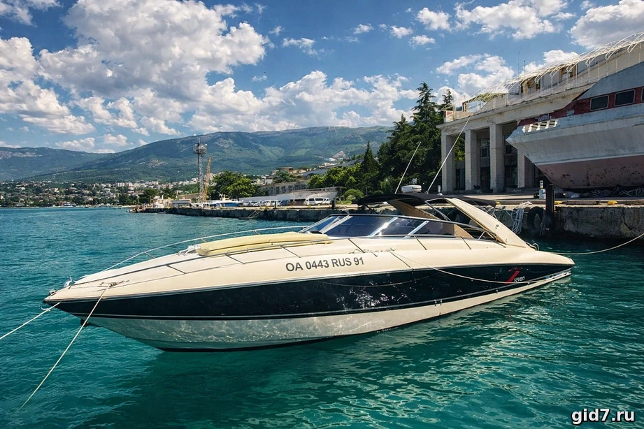 Отдых в Крыму в 2026: эксперты АТОР назвали цену поездки от 150 тысяч рублей