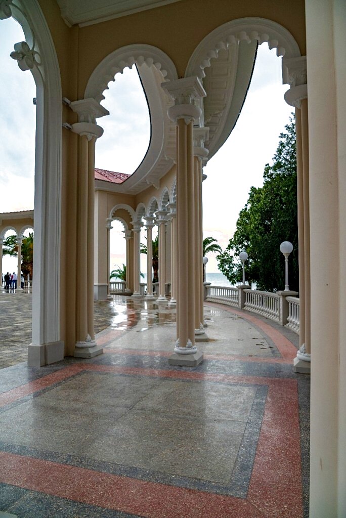 Экскурсия: Вечерняя Гагра (Абхазия) из Пицунды — фото 5