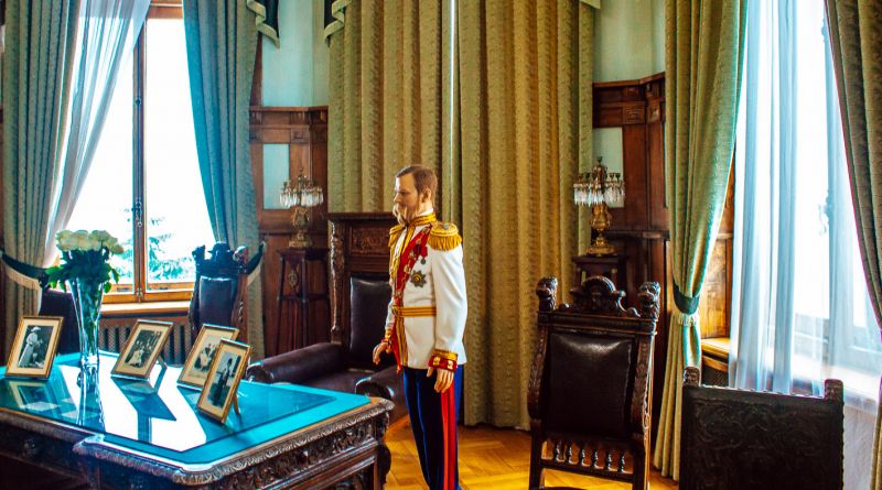 Экскурсия в Никитский сад и Ливадийский дворец из Судака