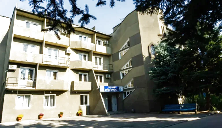 Альпинист