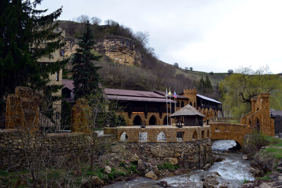 Экскурсия на медовые водопады из Пятигорска