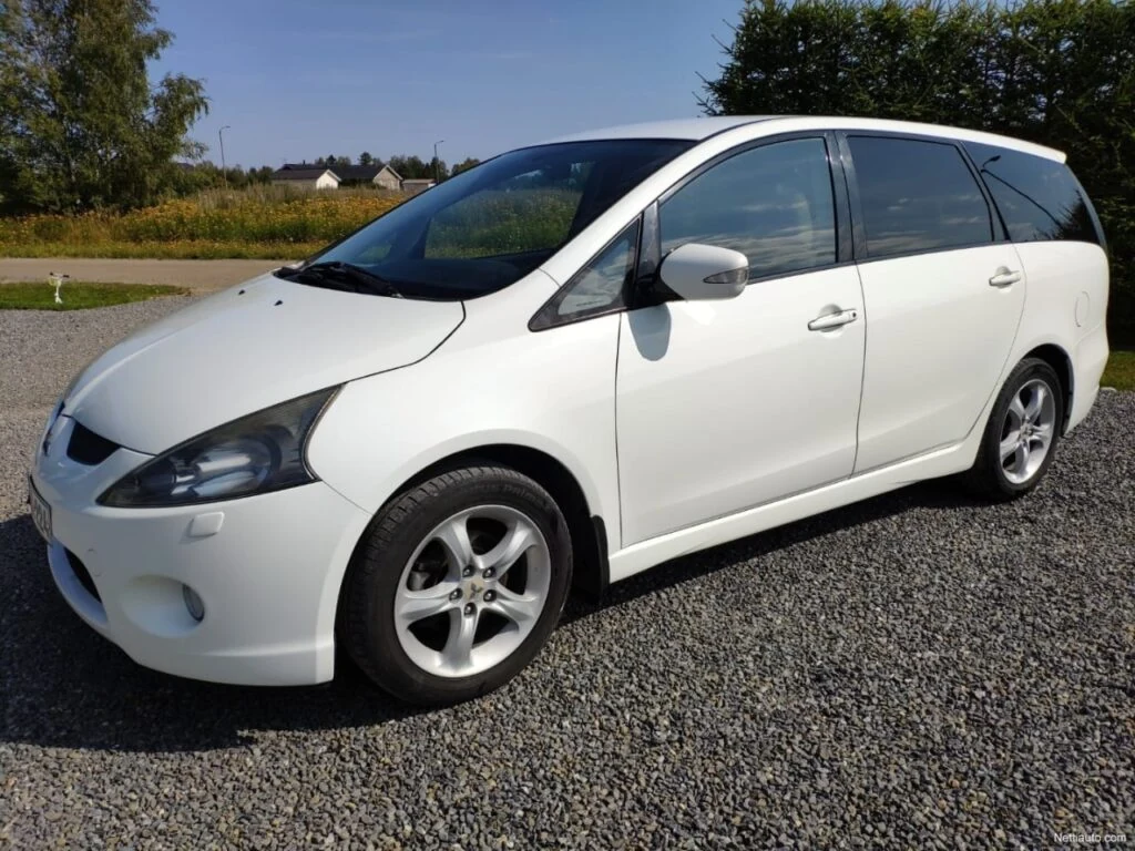 Mitsubishi Grandis