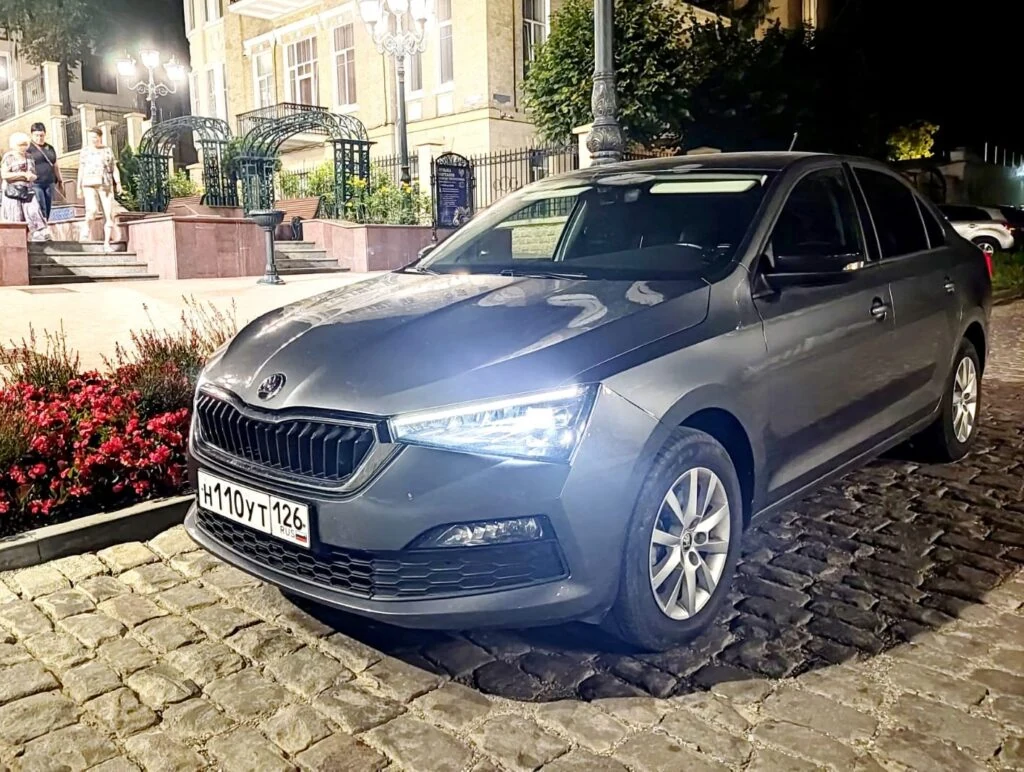 Skoda Rapid V