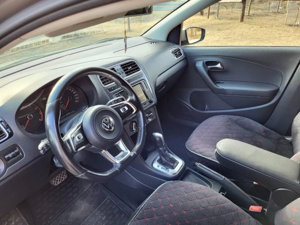Volkswagen Polo V