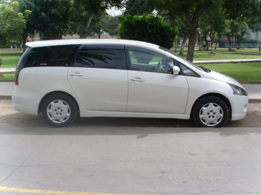Mitsubishi Grandis