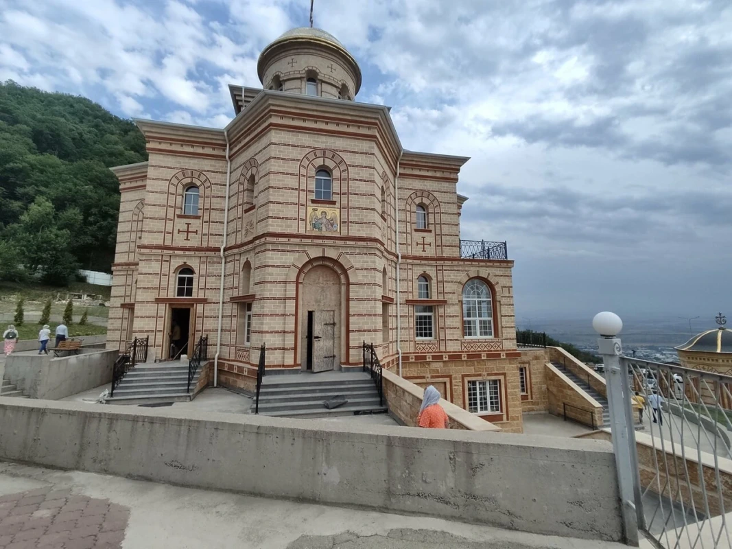 Экскурсия на Жемчужные источники из Кисловодска
