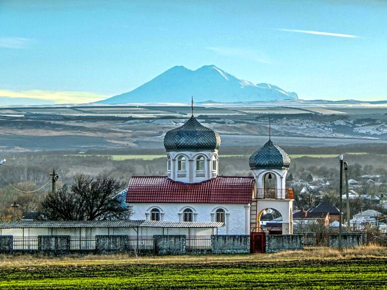 ст. Суворовская