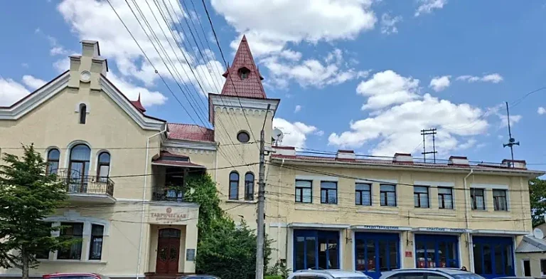 Таврическая