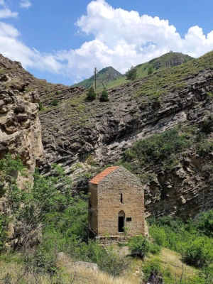 Датунский храм, Ирганайское водохранилище и Кахиб из Избербаша