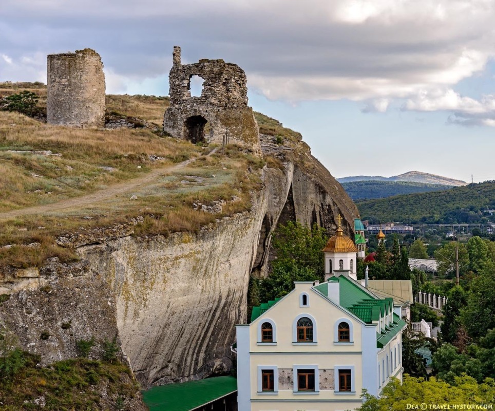 Инкерман и Форосский парк из Севастополя