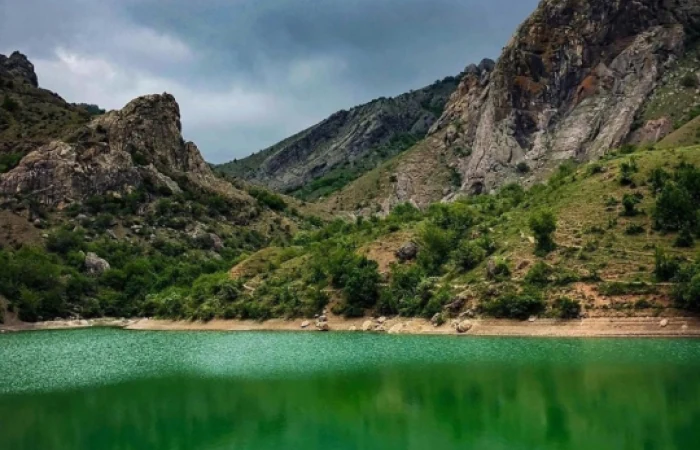 Экскурсия на водопад Джур-Джур и в Зеленогорье